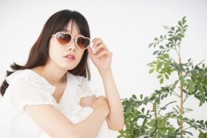 長岡市で人気の度なし伊達メガネスタイル