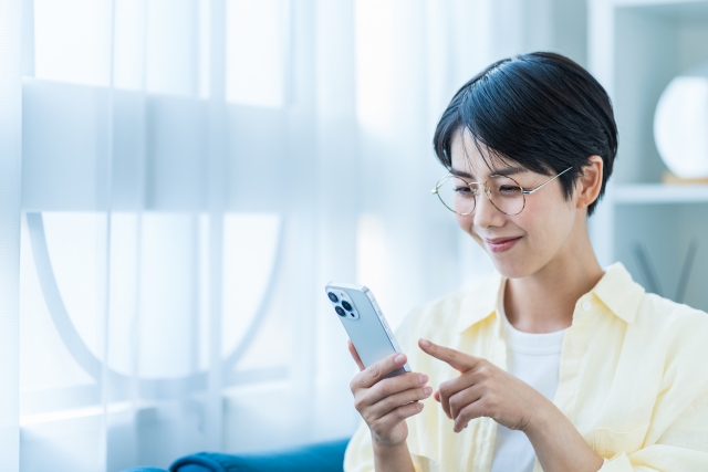 スマホ疲れ目対策!長岡市で選ぶ快適メガネ