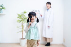 成長期の視力ケアに！長岡市で安心できる子どもメガネ選びのポイント