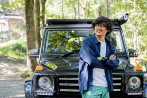 夜間運転が見づらい…50〜60代男性に必要な“運転用レンズ”とは？