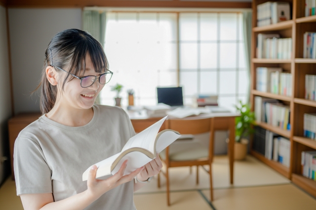 顔の形より大事なメガネ選びのコツ