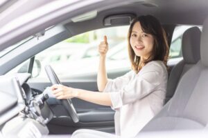 運転しやすいメガネは？長岡の50代女性向けに解説