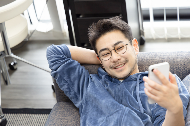 長岡でメンズメガネを買い替える目安とは