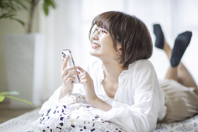 そのメガネ、昼と夜で見え方が違いませんか？長岡の50代女性へ
