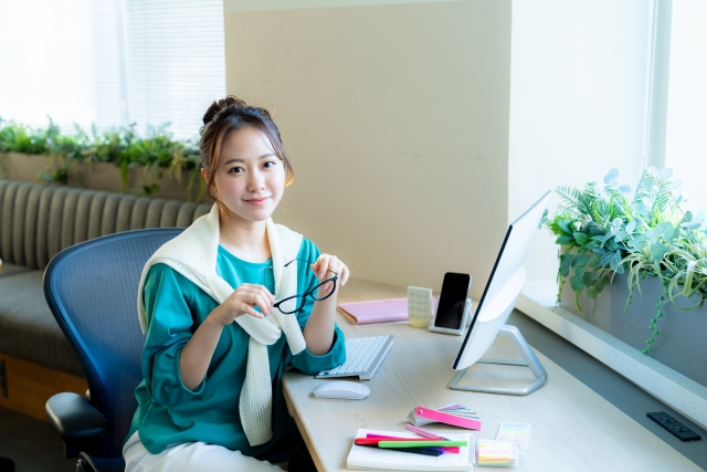 長岡の50代女性は“レンズ交換だけ”で失敗しやすい？ メガネ買い替えの境界線