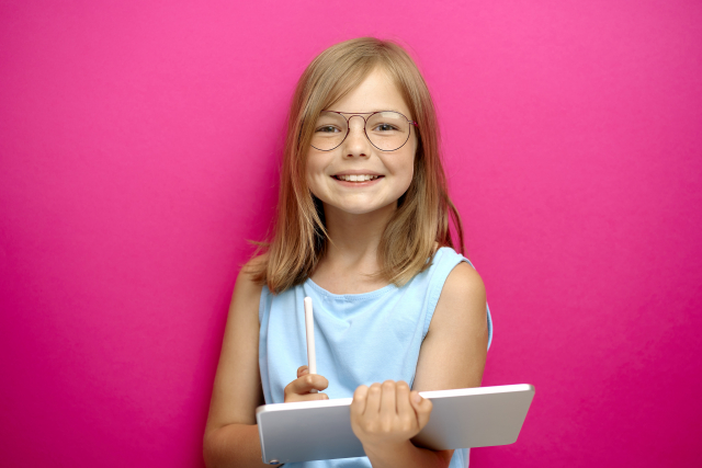 高校生になる前に見直したい　子どものメガネを母親が後回しにしやすい理由