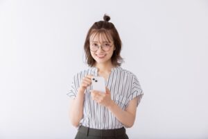 50代女性のメガネは趣味から逆算する時代へ　長岡で始める“目的別メガネ”
