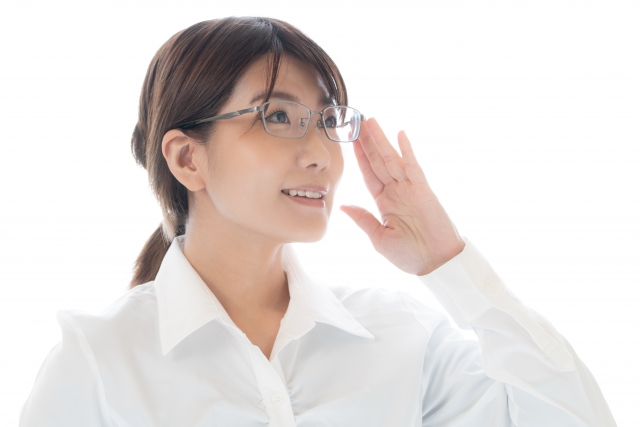 長岡でメガネを買った50代女性へ　保証書をしまう前に知ってほしい3つのこと